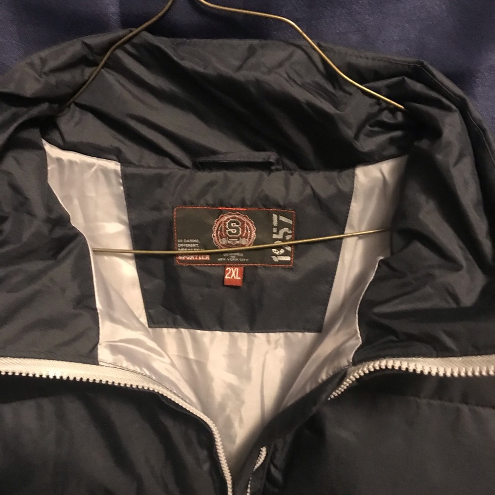 MENS VEST - Picture 2 of 2